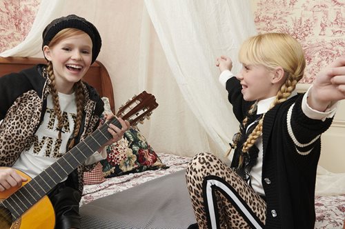 H χειμωνιάτικη ιστορία που αφηγείται η νέα παιδική συλλογή Monnalisa