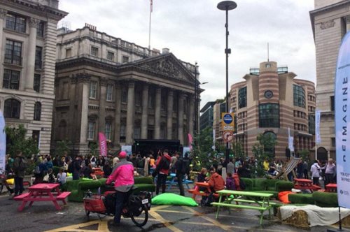 Εντυπωσιακή πρωτοβουλία. Μία μέρα στο Λονδίνο χωρίς αυτοκίνητα στους δρόμους