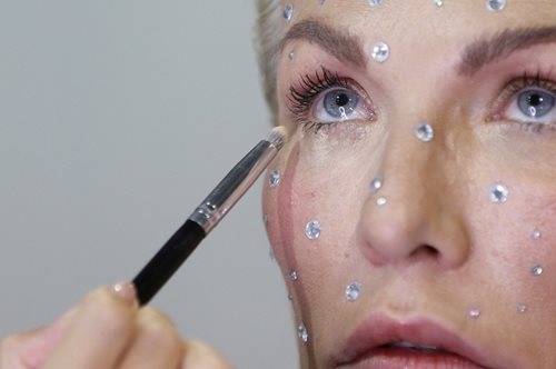 Το λάθος στο μακιγιάζ που οι makeup artists των διασήμων θα ήθελαν να σταματήσεις να κάνεις