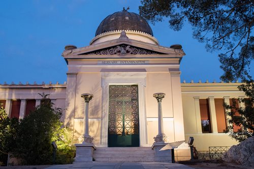 Εκείνη τη νύχτα στο Αστεροσκοπείο ο χρόνος κλείστηκε μέσα σε ένα κομψό, πολυτελές ρολόι 