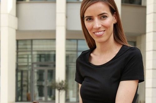 Η Mattel δεν θα κυκλοφορήσει ποτέ την Barbie που μοιάζει στην Ελένη Αντωνιάδου