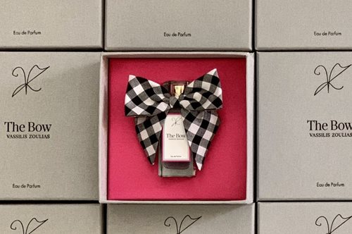 Stop the press: To πρώτο γυναικείο άρωμα του Vassilis Zoulias είναι γεγονός