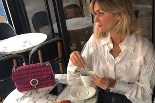 Ακόμα ντυνόμαστε έτσι. Αυτή είναι η μοναδική στιλιστική δεκαετία που δεν θα φύγει ποτέ από τη μόδα