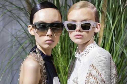 Φέτος δεν θα χάσω πρόσκληση για πρόσκληση για πάρτι μόνο και μόνο για να κάνω αυτό το outfit