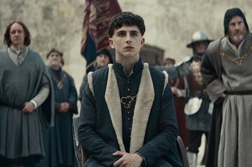 Δύο από τους πιο ωραίους ηθοποιούς του σινεμά: Ο Τιμοτέ Σαλαμέ συγκρούεται με τον Ρόμπερτ Πάτινσον 