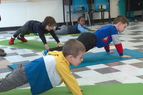 Παιδικός σταθμός ξεκίνησε πρωινή γυμναστική με εντυπωσιακά αποτελέσματα: «Πιο συγκεντρωμένα παιδιά»