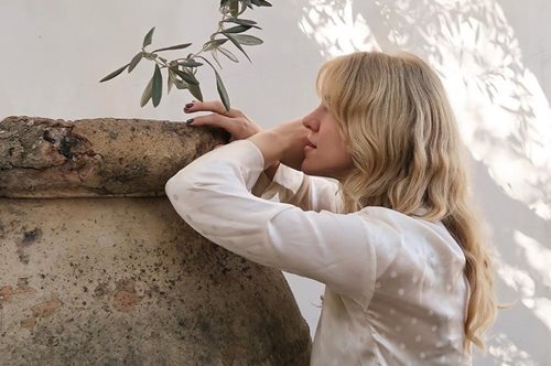 «Πώς απεξαρτήθηκα από οικονομικές αλυσίδες καταστημάτων. Η ζωή μου μετά ήταν τελείως διαφορετική»