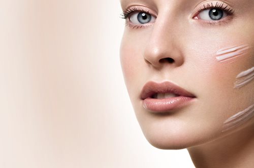 5 κρέμες μέχρι 35 ευρώ. Η νεότητα δεν στοιχίζει ακριβά