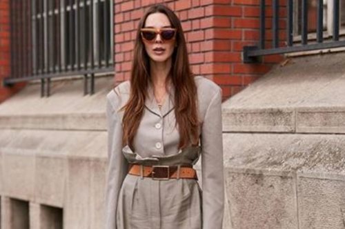 Το ανέξοδο, στιλιστικό τρικ που μπορεί να μεταμορφώσει εντελώς τα βαρετά ρούχα του χειμώνα 