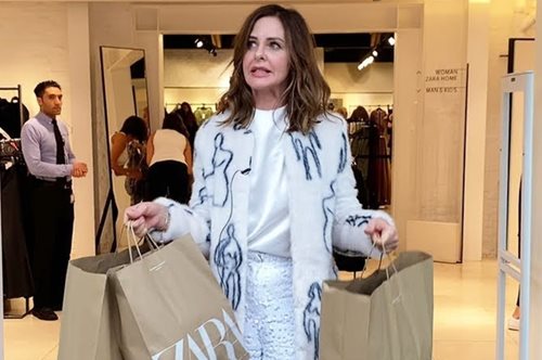 «Βρήκα μέσα σε 10 λεπτά όσα χρειάζομαι για τα Χριστούγεννα από τη νέα κολεξιόν των Zara»