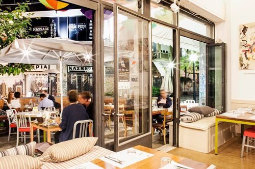 Πήγα στο Mama Roux, στην Αιόλου, τις προάλλες και νόμισα ότι ξαφνικά βρέθηκα στο Μεξικό