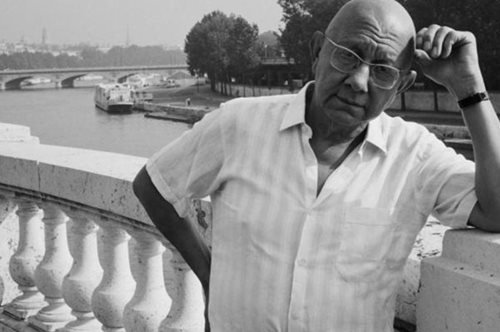 Κορνήλιος Καστοριάδης: «Για πόσον καιρό ακόμα θα μπορεί να λειτουργεί το σύστημα;»