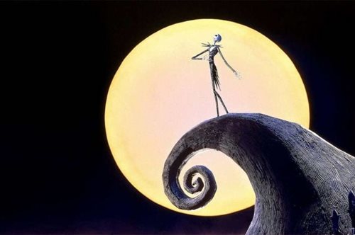 Κινηματογραφικό όνειρο: Θερινό σινεμά τα Χριστούγεννα με θέα την Ακρόπολη στον πεζόδρομο του Θησείου