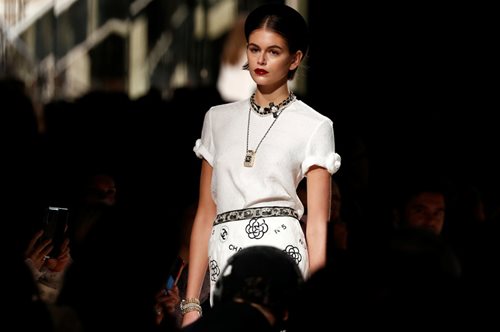 Το πιο ωραίο σόου των τελευταίων ετών: Η Chanel κάνει την έκπληξη με τα αξεσουάρ (ξανά) 