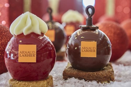 Μπήκαμε στην πιο «γλυκιά γωνιά» της Αθήνας και δεν ξέραμε τι να πρωτοδιαλέξουμε 