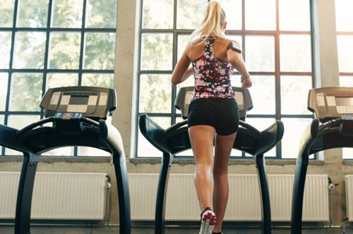 Θες να κάψεις περισσότερες θερμίδες στο διάδρομο; Δες πως