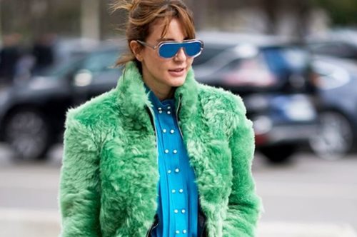 Αυτά είναι τα 8 κομμάτια της μόδας που θα λατρευτούν από τις γυναίκες άνω των 40 μέσα στο 2020