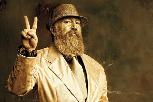 Την ημέρα που ο Τζίμης Πανούσης μού είπε ένα σουρεαλιστικό παραμύθι στο τηλέφωνο