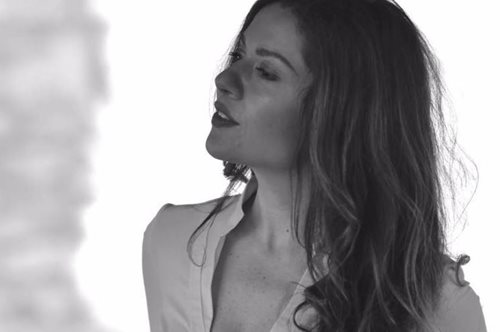 «Οι κόρες μας θα γίνουν μανάδες όποτε θέλουν αυτές, άμα θέλουν»: Ένα viral ποστ για τις αμβλώσεις 