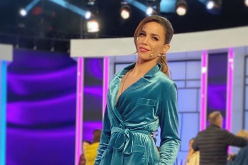 To outfit που επαναλήφθηκε: H Κατερίνα Στικούδη με ρούχο που έχουμε δει σε άλλη Ελληνίδα celebrity