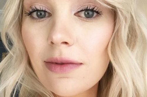 «Είχα αλλεργία στο κούρεμα, αλλά αυτές οι γαλλικές αφέλειες με έπεισαν να κάνω την αλλαγή»