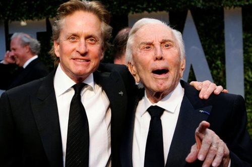 Πλήρης ημερών και έργων: Πέθανε ο «Σπάρτακος» Κερκ Ντάγκλας σε ηλικία 103 ετών