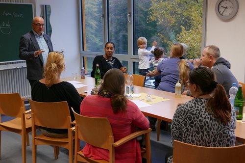 «Συγκρούσεις με τα αδέλφια, διαταραχές, διαζύγιο»: Ένα σχολείο για γονείς στο Μουσείο Μπενάκη 