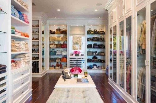 Η βίλα 19 εκ. δολαρίων που μεγάλωσε η Gigi Hadid