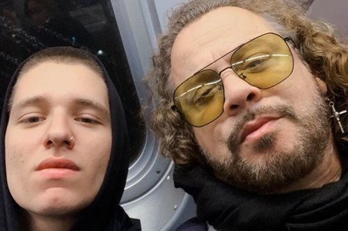 «Δε με ρώτησε, μου το ανακοίνωσε»: Ο Χρήστος Δάντης μιλάει για τη σχέση του με το γιο του 