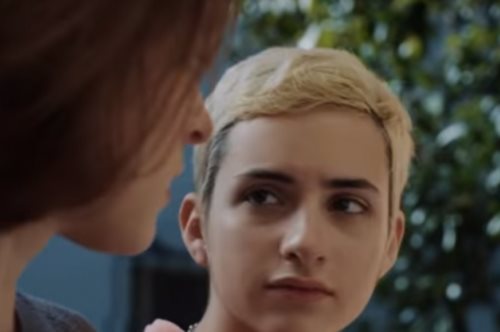 Η διαφήμιση που ταιριάζει τόσο στην Ελλάδα- To σποτ της Lacta για το οποίο μιλάνε όλοι