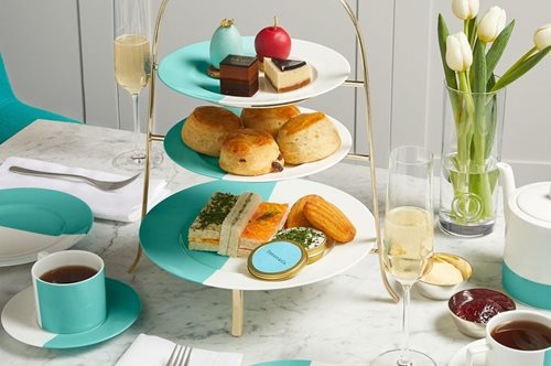 Τώρα μπορείς όντως να πάρεις πρωινό στα Tiffany's. To καφέ του οίκου κοσμημάτων άνοιξε τις πόρτες