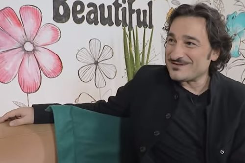 Το σοβαρό τροχαίο και το θαύμα που έζησε: Ο Βασίλης Χαραλαμπόπουλος αποκαλύπτει κάτι που δεν ξέραμε 