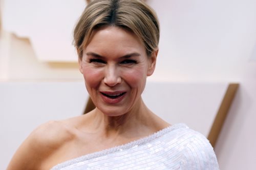 «Δεν αφορά κανέναν αν κάποιος θέλει να αλλάξει το πρόσωπό του»: Το Χόλιγουντ και η Ρενέ Ζελβέγκερ 