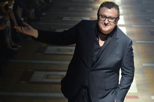 Ανακοινώθηκε η νέα σχεδιάστρια του οίκου Lanvin. Δείτε ποια γυναίκα διαδέχεται τον Alber Elbaz 