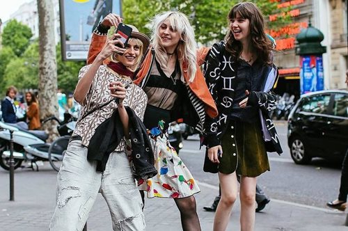 Τα 5 φάουλ στα ντυσίματα της άνοιξης που δεν κάνει μια καλοντυμένη όπως τα κατέγραψε μια στιλίστρια 