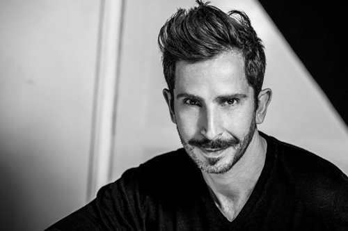 «Αποφεύγεις να κρίνεις, ακούς καλύτερα»: Ο Πολύδωρος Βογιατζής διαπιστώνει όλα όσα έμαθε ως ηθοποιός