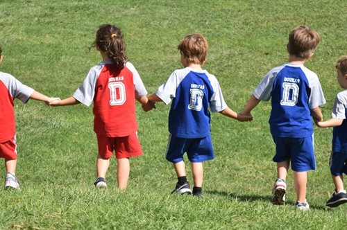 Κάθε φορά που εστιάζουμε στην εκπαίδευση των παιδιών μας δημιουργούμε σωστούς, χρήσιμους πολίτες 