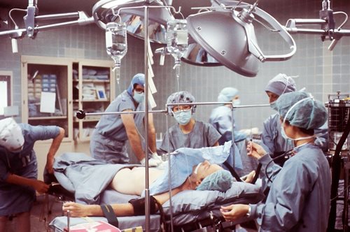 Ένας γιατρός στην Ιταλία περιγράφει την άγρια κατάσταση που επικρατεί αυτή τη στιγμή στα νοσοκομεία