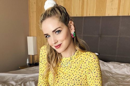 Η fashion blogger Κιάρα Φεράνι μάζεψε πάνω από 3.300.000 ευρώ σε μια μέρα για τον κορονοϊό