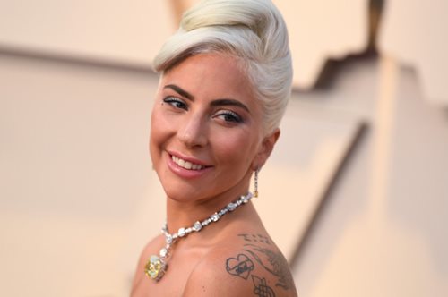 «Σε αυτό είμαστε όλοι μαζί. Σας αγαπώ»: To ενωτικό μήνυμα της Lady Gaga για τον κορονοϊό