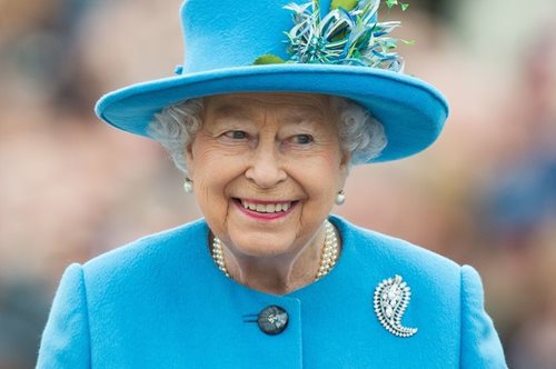 Βασίλισσα Ελισάβετ: Το στρατηγικό σχέδιο απομόνωσης της 93χρονης και του 98χρονου συζύγου της