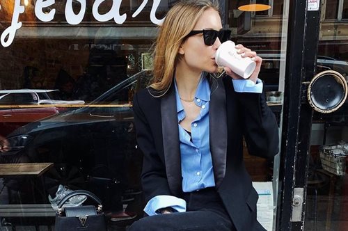 Φωτίζουν λίγο τη διάθεση: 6 items που μπορείς να αγοράσεις διαδικτυακά αυτή την άνοιξη 