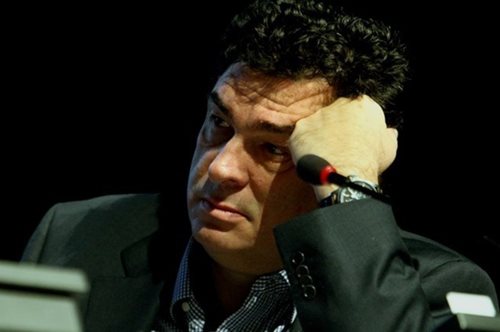 «Πώς μπορούν να έρθουν τα πάνω κάτω σε μία ώρα». Ο Αλέξης Παπαχελάς αποκάλυψε ότι έχει κορονοϊό