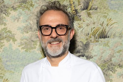 Massimo Bottura: Ο σπουδαίος Ιταλός σεφ παρουσιάζει ένα οικογενειακό cooking show στο Instagram