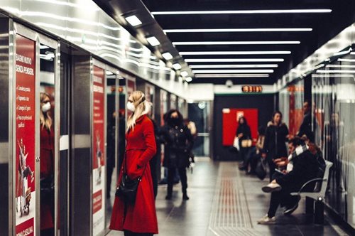 Ιταλοί λένε τι θα έκαναν στη θέση μας αν ήξεραν πόσο επικίνδυνος είναι ο κορονοϊός 10 μέρες νωρίτερα