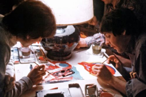 «Εικόνες μίας γυναίκας»: H ζωγραφιά που έφτιαξαν οι Μπιτλς όταν μπήκαν σε καραντίνα