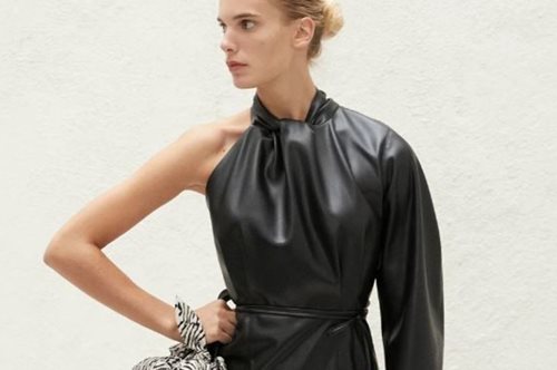 Croissant bag: Η πιο chic τσάντα του 2020 που αγαπάνε όλες οι fashionistas θυμίζει το γαλλικό γλυκό