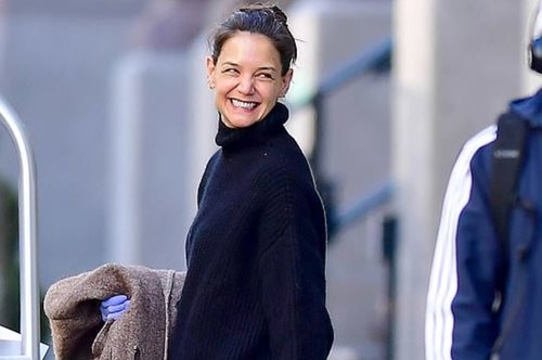 Η πανδημία τους ένωσε ξανά: Ο Τομ Κρουζ παίρνει την Κέιτ Χολμς και την Σούρι από τη Νέα Υόρκη