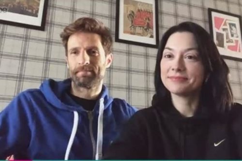 «Αποκλεισμένοι» στο σπίτι με τις τρεις κόρες τους: Νάντια Γιαννακοπούλου-Μάξιμος Μουμούρης