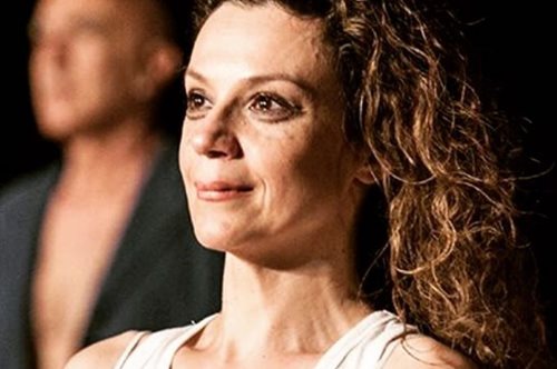 «Γεια σου παππού μου, γεια σου γιαγιάκα μου». Η Πέγκυ Τρικαλιώτη φωτογραφίζει την 6χρονη κόρη της